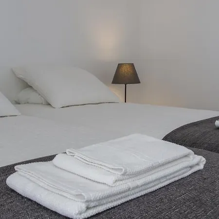 2 Terrace Apartment